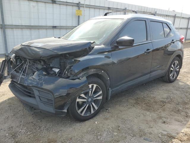  Salvage Nissan Kicks