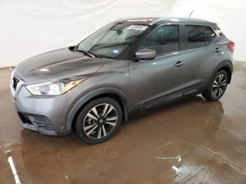  Salvage Nissan Kicks