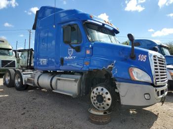  Salvage Freightliner Cascadia 1