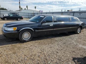  Salvage Lincoln Towncar