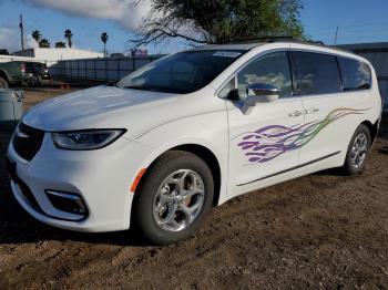  Salvage Chrysler Pacifica