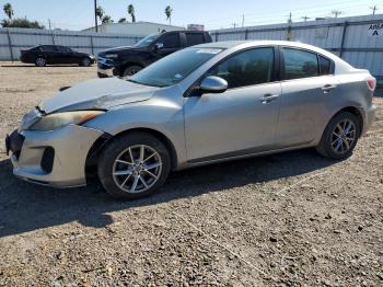  Salvage Mazda 3