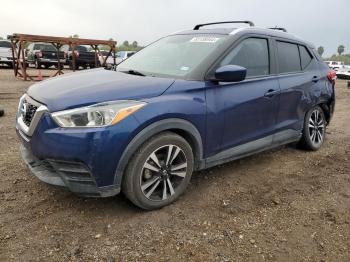  Salvage Nissan Kicks