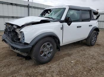  Salvage Ford Bronco