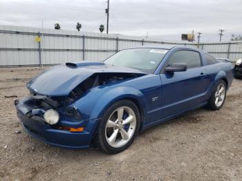  Salvage Ford Mustang