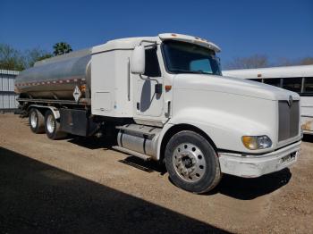  Salvage International 9900i Trac