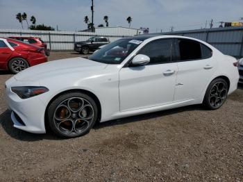  Salvage Alfa Romeo Giulia Sup