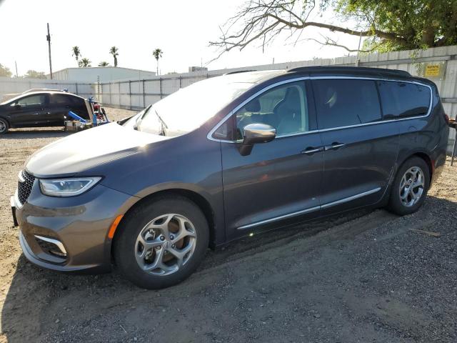  Salvage Chrysler Pacifica