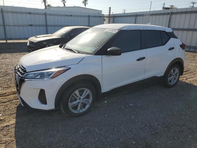  Salvage Nissan Kicks