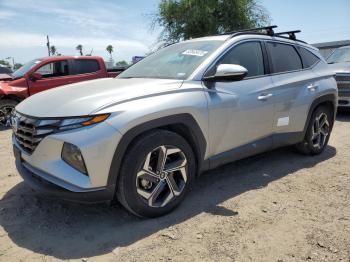  Salvage Hyundai TUCSON
