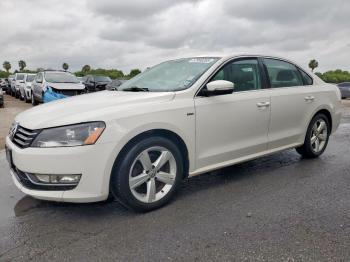  Salvage Volkswagen Passat