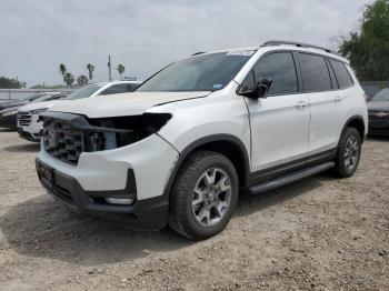  Salvage Honda Passport