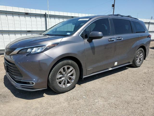  Salvage Toyota Sienna