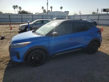  Salvage Nissan Kicks