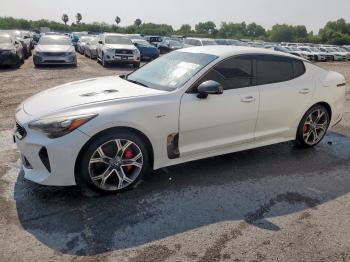  Salvage Kia Stinger
