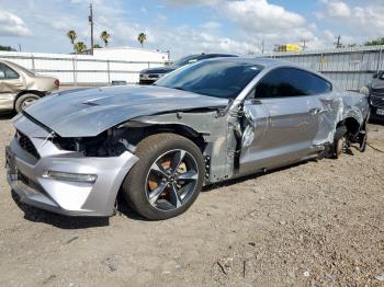  Salvage Ford Mustang