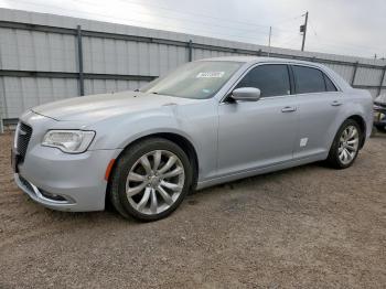  Salvage Chrysler 300