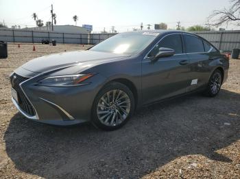  Salvage Lexus Es