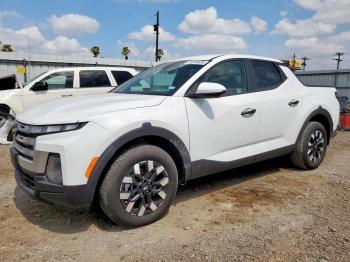  Salvage Hyundai SANTA CRUZ
