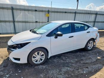  Salvage Nissan Versa
