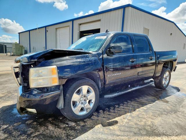  Salvage Chevrolet Silverado K1500 Lt