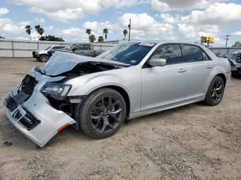  Salvage Chrysler 300
