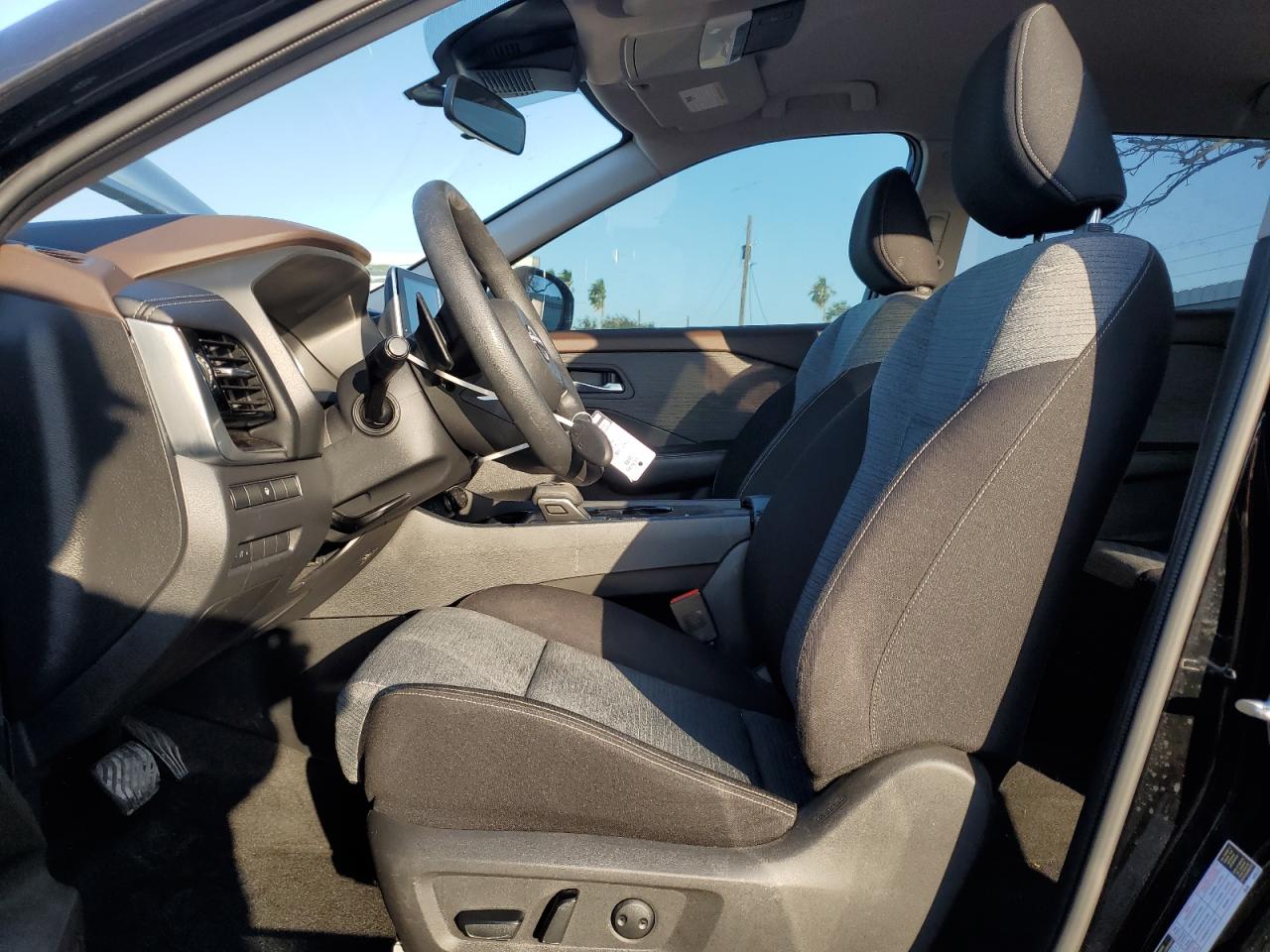 Nissan Rogue Sv Image 7