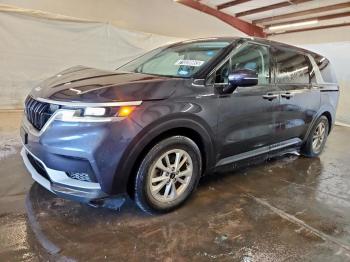  Salvage Kia Carnival