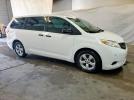 Toyota Sienna Image 3