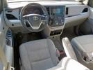 Toyota Sienna Image 9