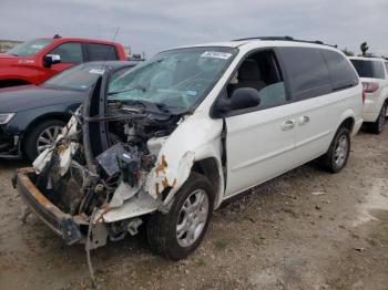  Salvage Dodge Caravan