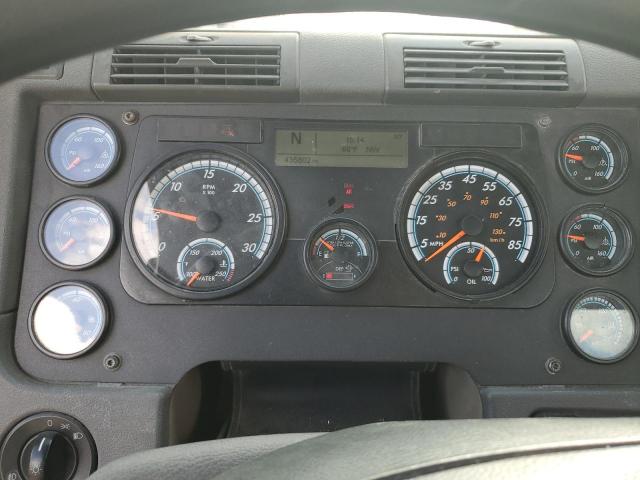 Freightliner Cascadia 1 Image 9