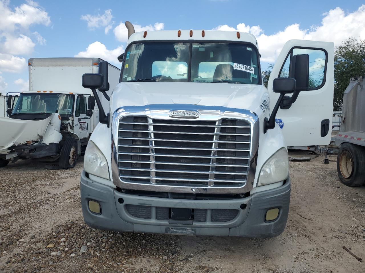 Freightliner Cascadia 1 Image 6