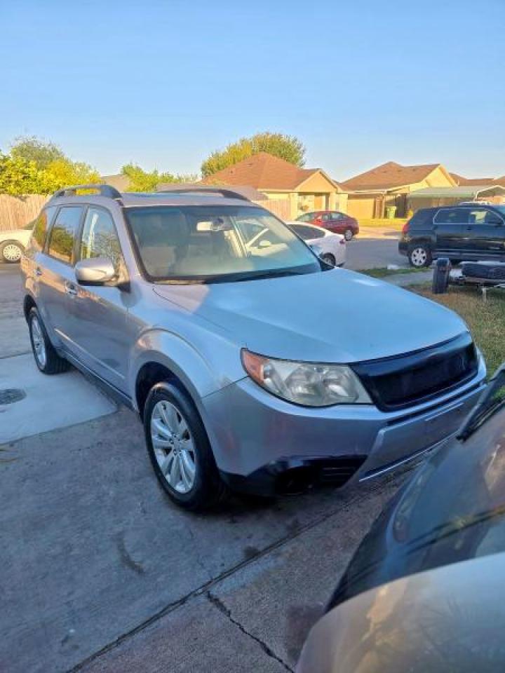 Subaru Forester 2.5x Premium Image 1