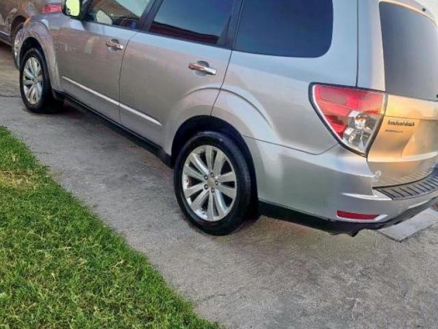 Subaru Forester 2.5x Premium Image 3