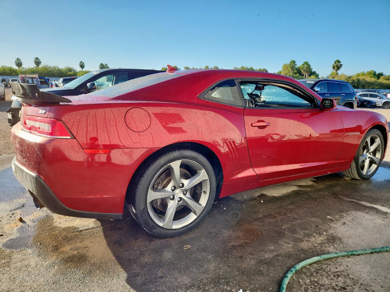 Chevrolet Camaro 2ss Image 2