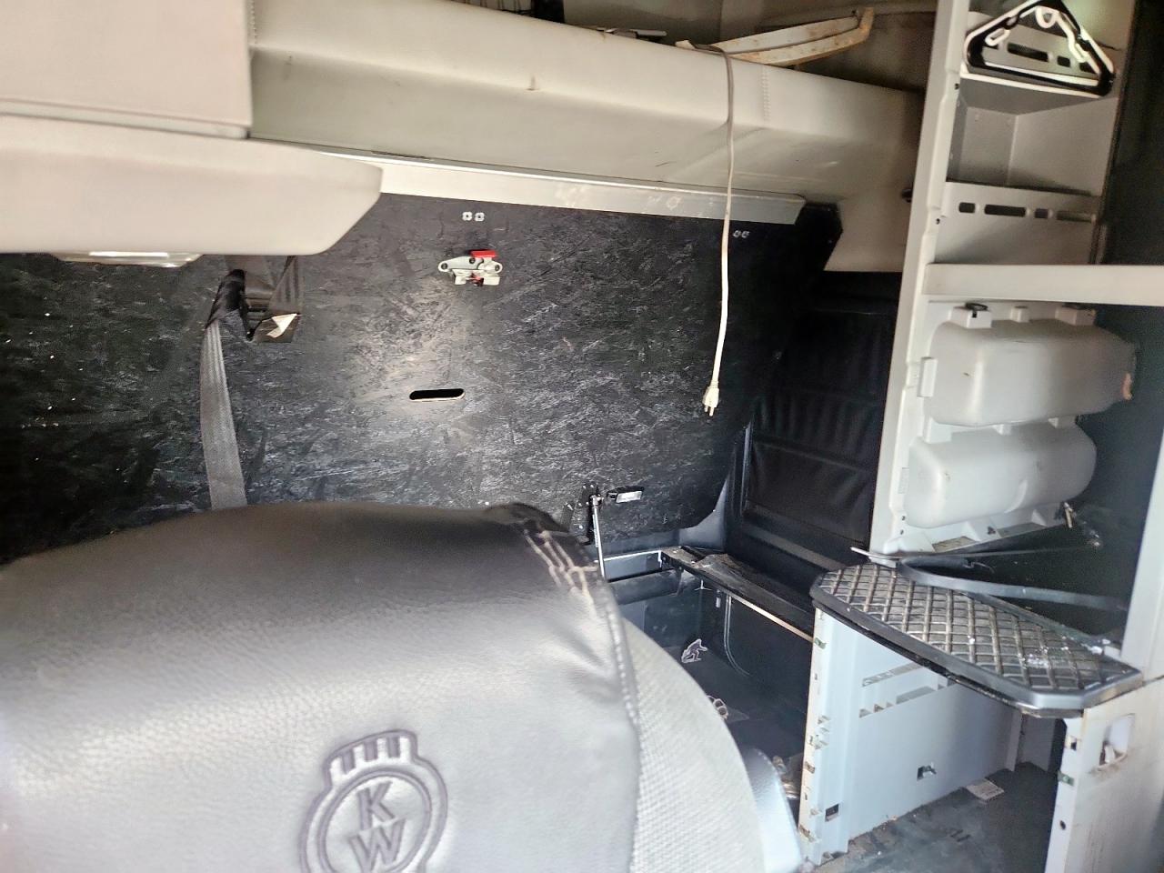 Kenworth T680 T680 Image 4