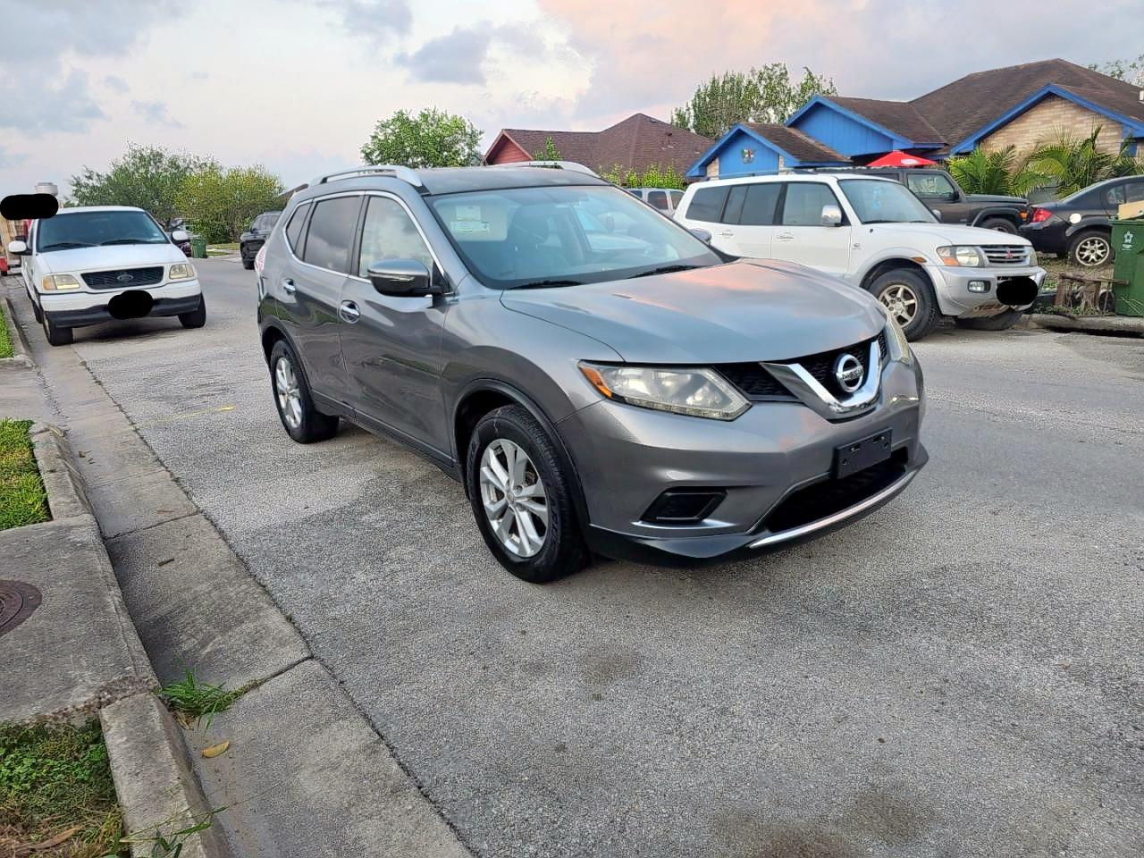 Nissan Rogue S Image 1