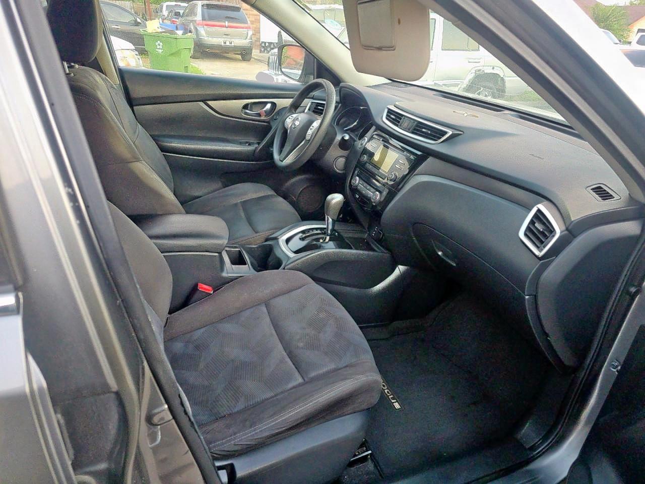 Nissan Rogue S Image 9