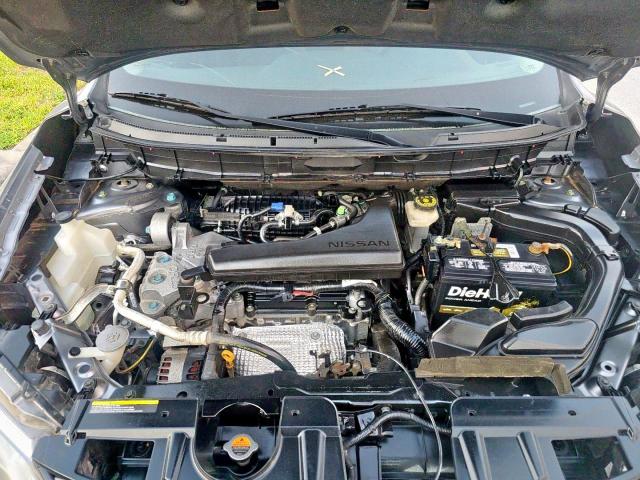 Nissan Rogue S Image 4