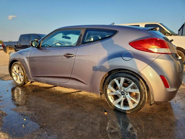 Hyundai VELOSTER Image 4