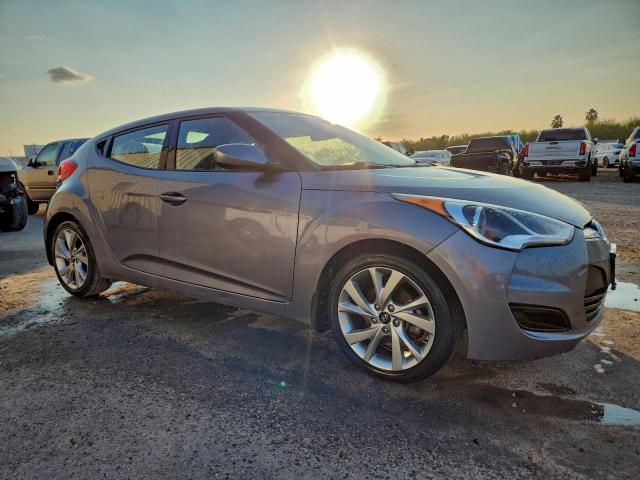 Hyundai VELOSTER Image 5