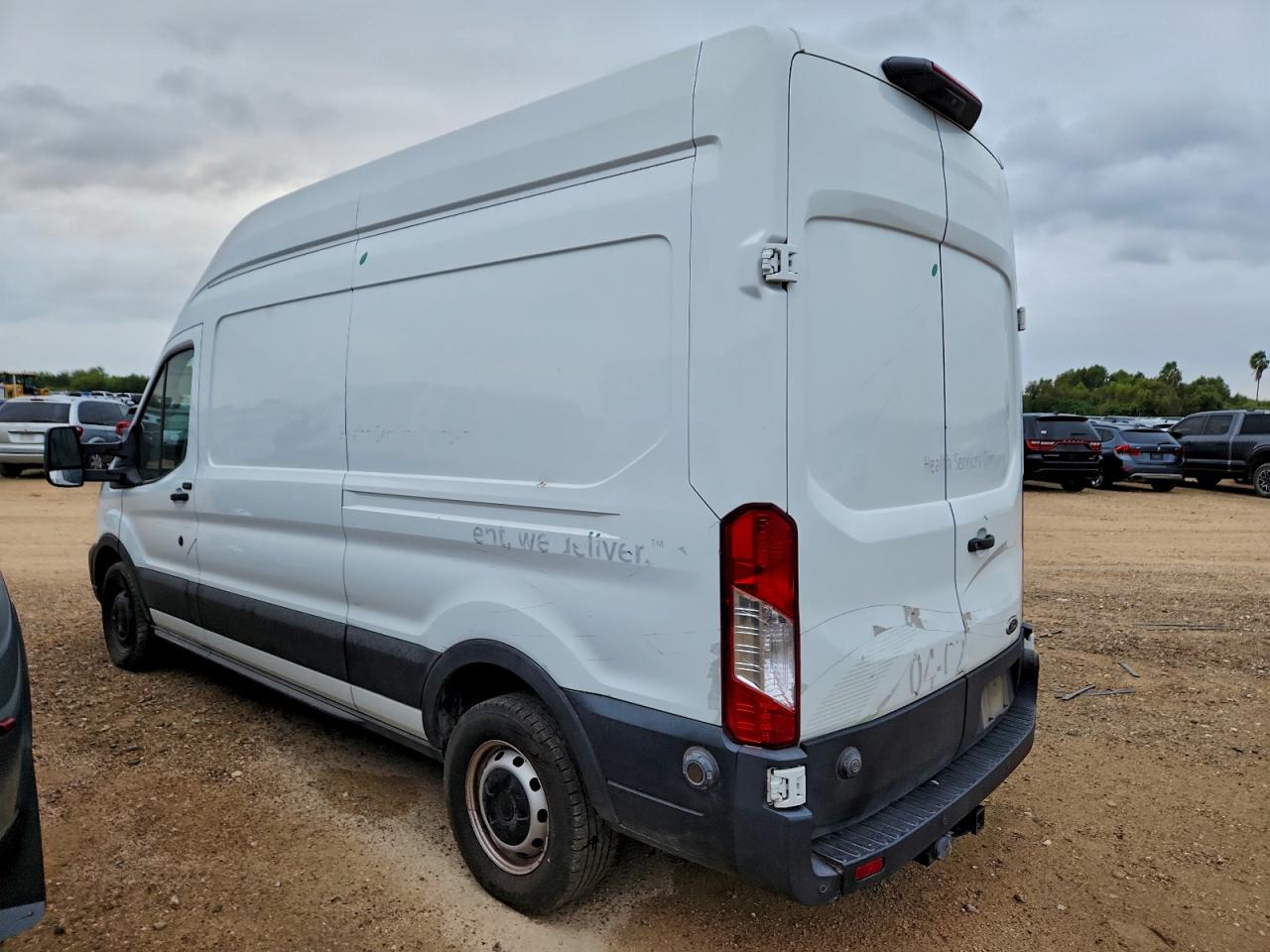 Ford Transit T-250 Image 2