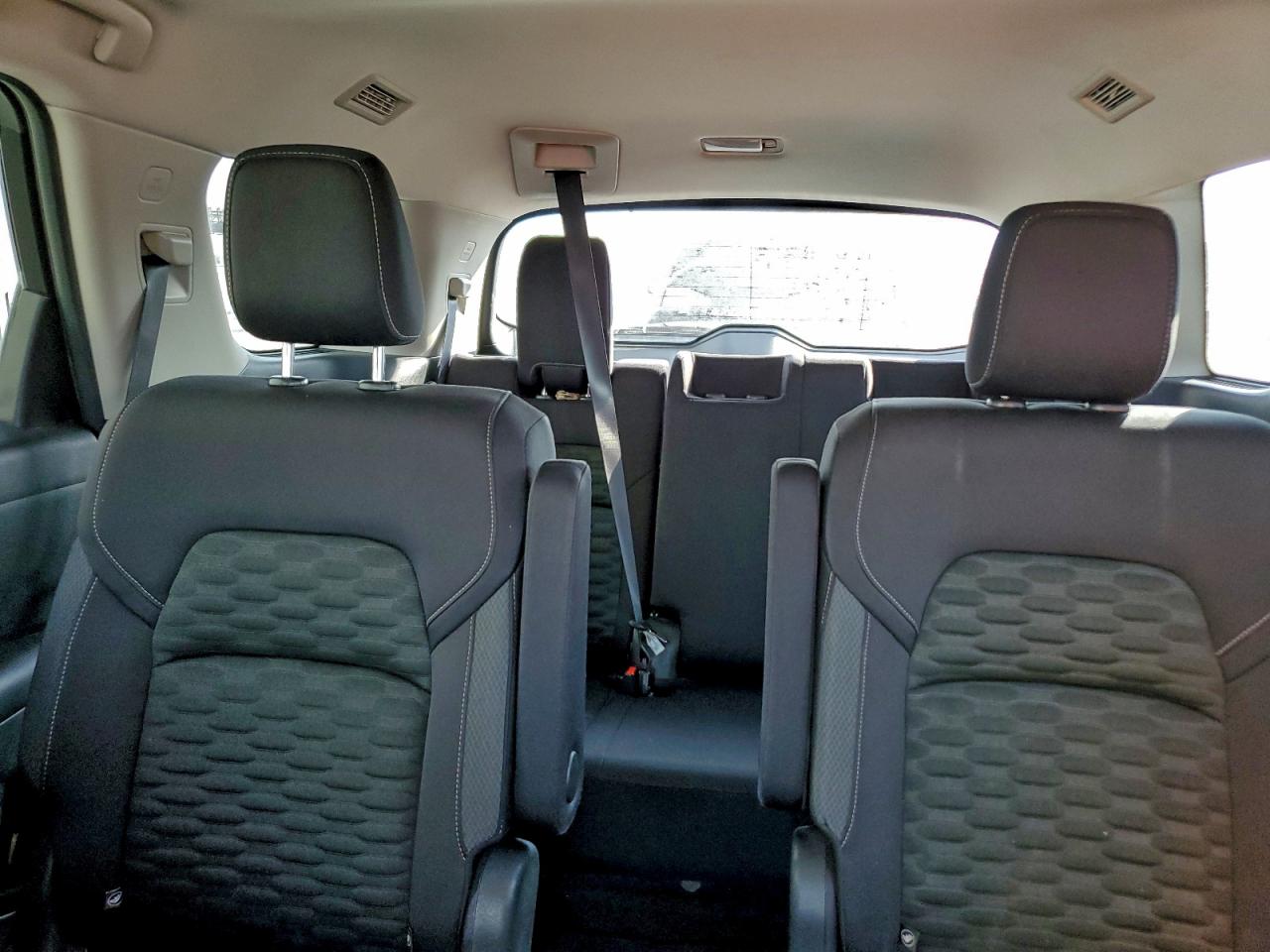 Nissan Pathfinder Sv Image 7