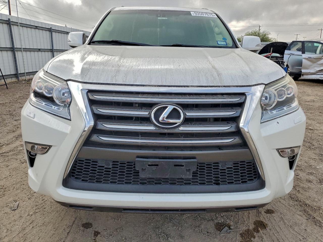 Lexus Gx 460 Premium Image 11