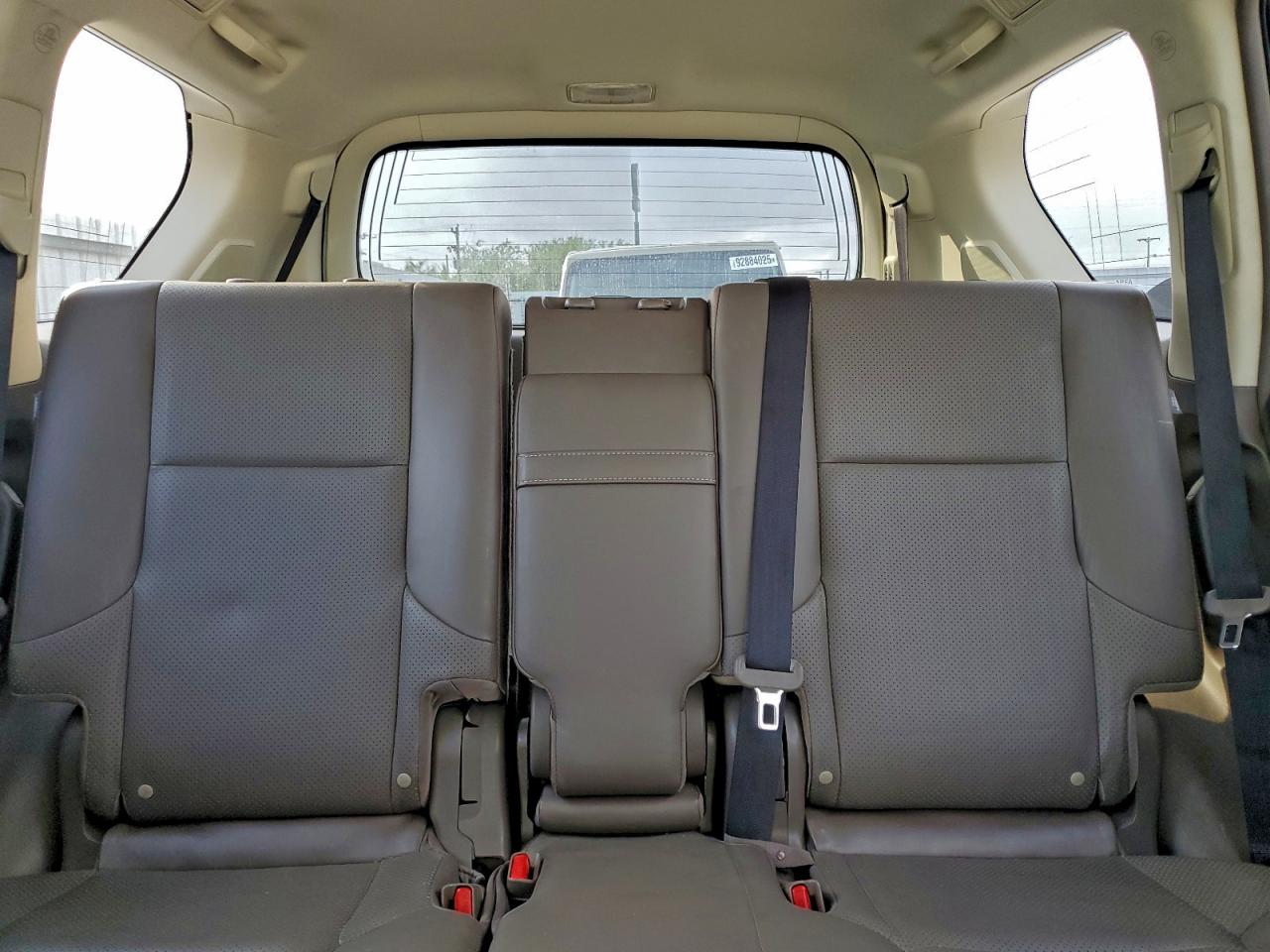 Lexus Gx 460 Premium Image 2