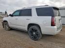 GMC Yukon Denali Image 4