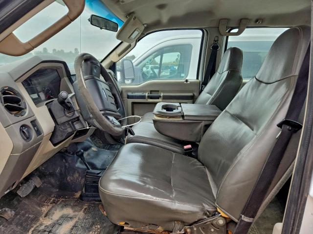 Ford F-350 Super Duty Image 6