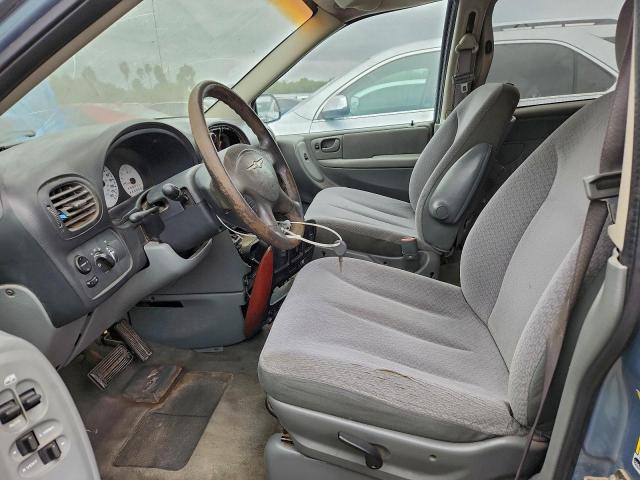 Chrysler Minivan Image 10