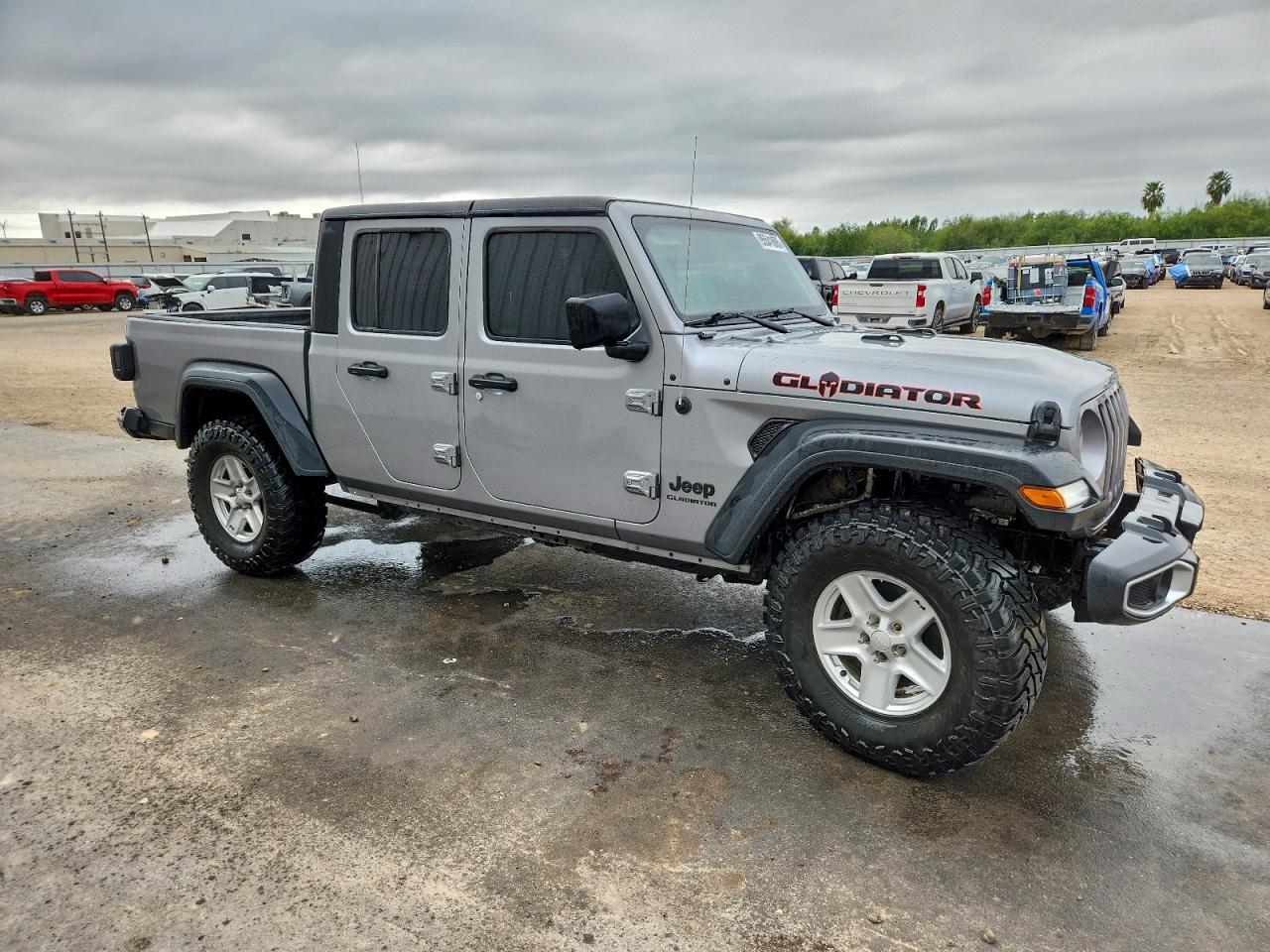 Jeep Gladiator Sport Image 4
